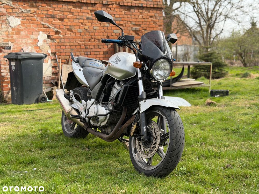 Honda CBF - 3