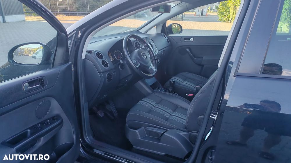 Volkswagen Golf Plus 1.6 TDI DPF Highline - 14