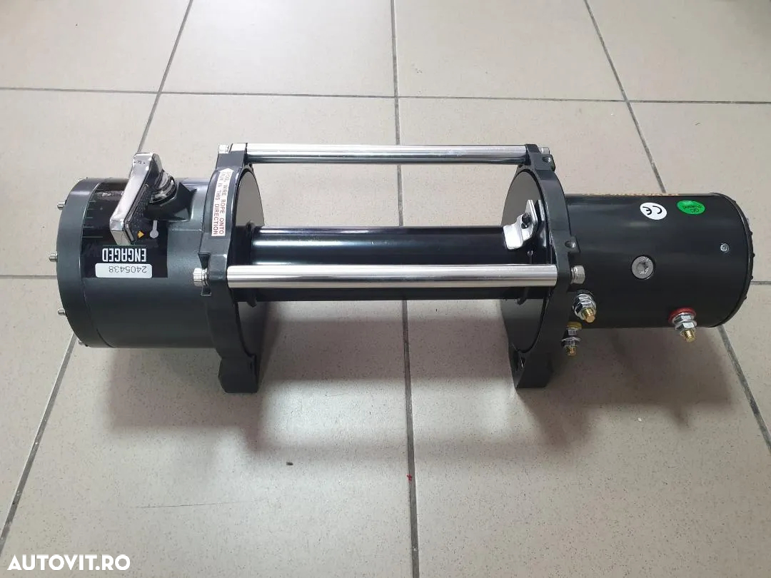 Troliu electric dezechipat Kangaroowinch K13000 (trage 5987 kg) la 12V - 3