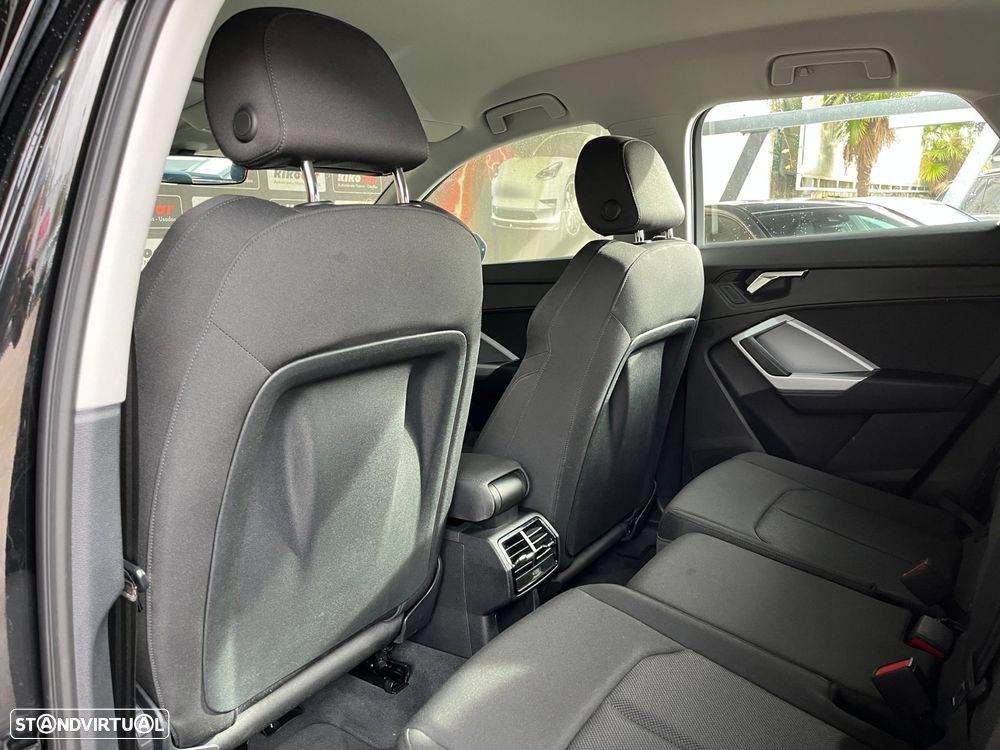 Audi Q3 45 TFSIe S tronic - 44