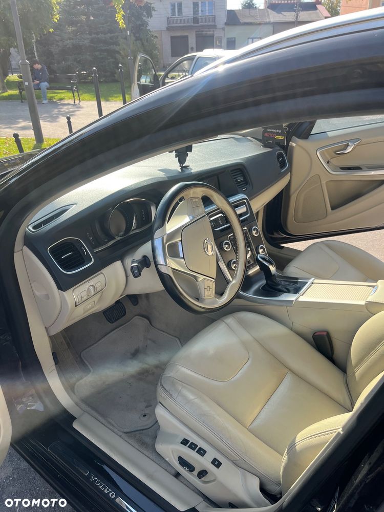 Volvo V60 - 9