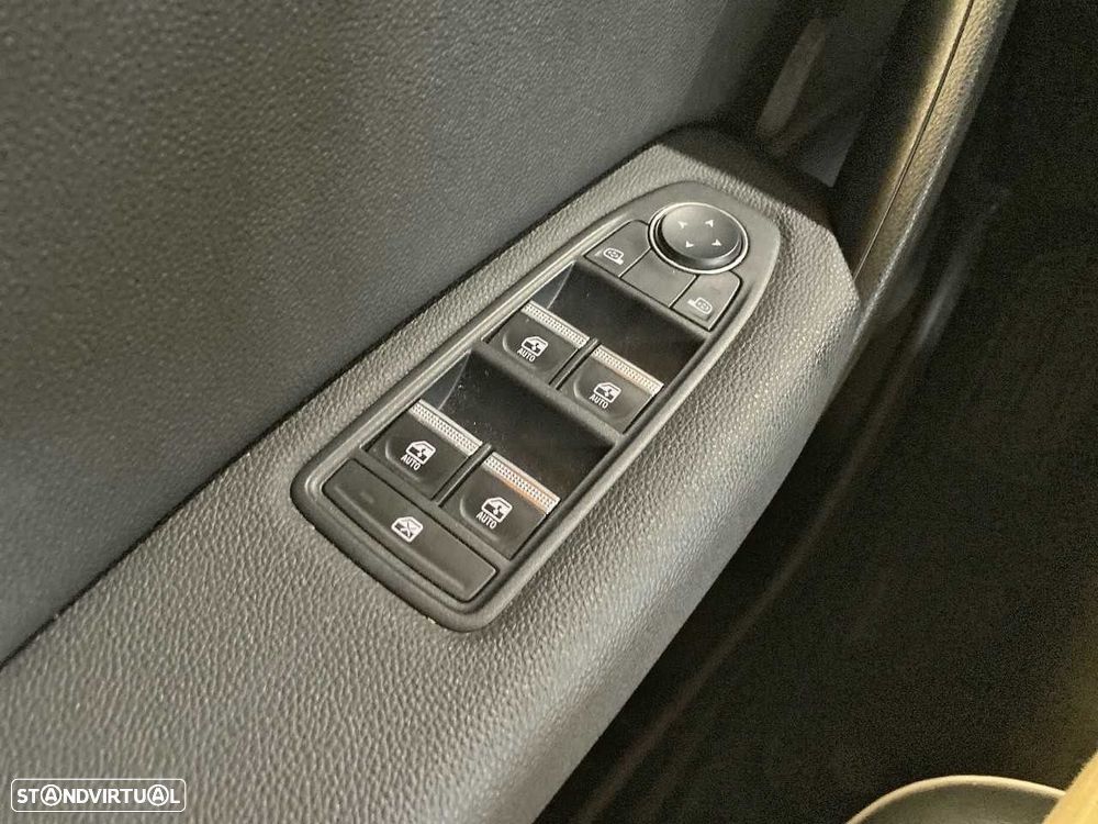 Renault Captur 1.0 TCe Techno - 13