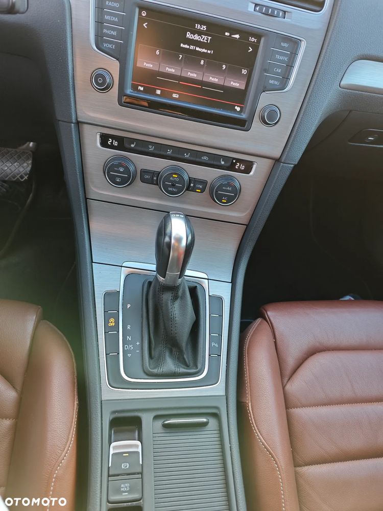 Volkswagen Golf - 15