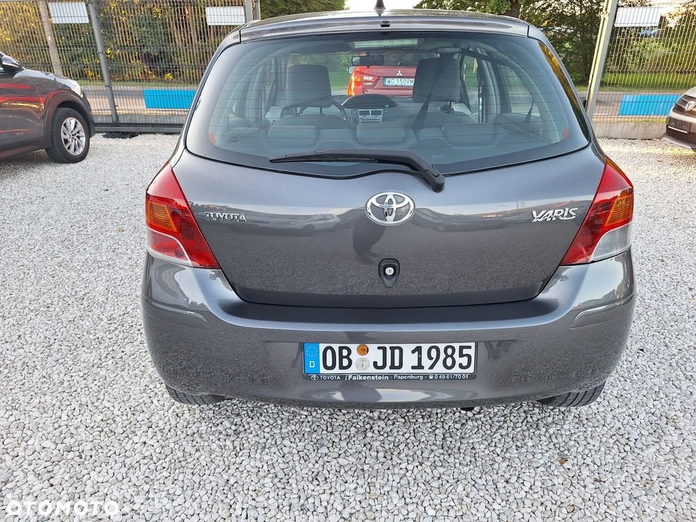 Toyota Yaris 1.33 Luna - 11