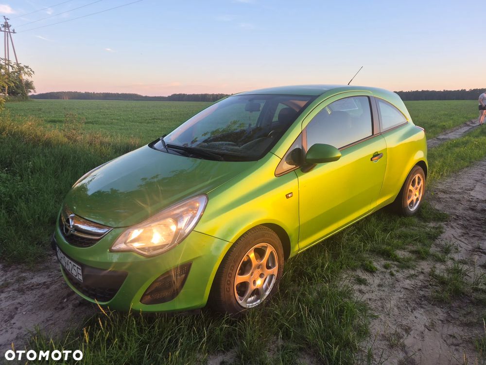 Opel Corsa 1.2 16V Color Edition - 4