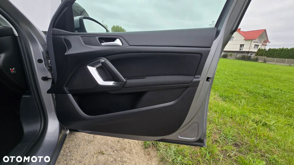 Peugeot 308 1.6 BlueHDi Allure S&S - 22
