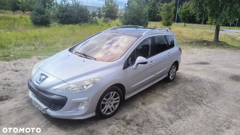 Peugeot 308 - 8