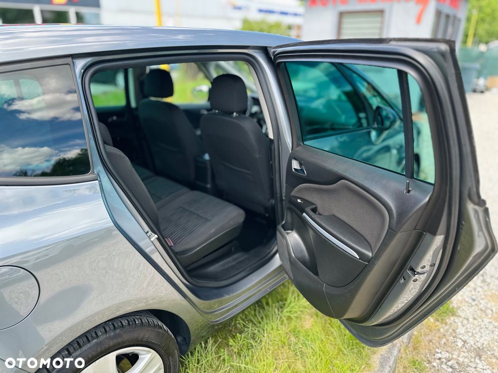 Opel Zafira 1.4 Turbo Innovation - 18