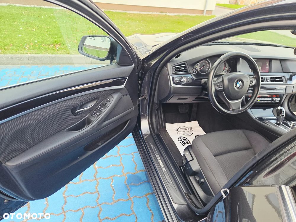 BMW Seria 5 - 23