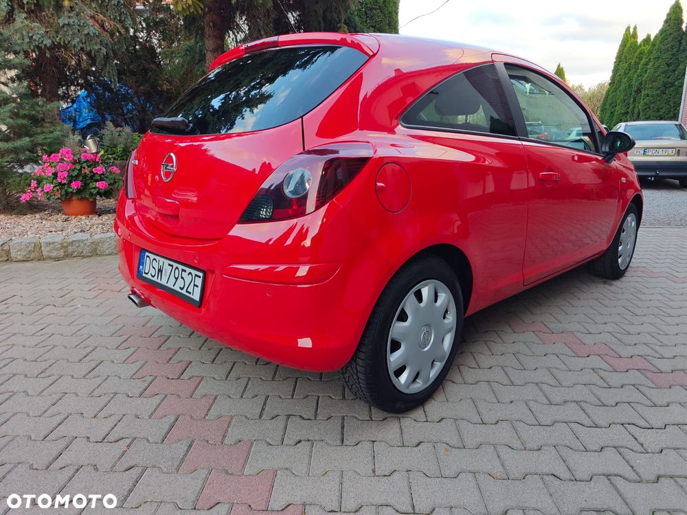 Opel Corsa 2013 photo 4