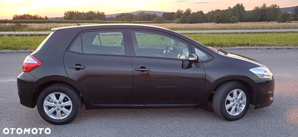 Toyota Auris 1.4 D-4D - 7