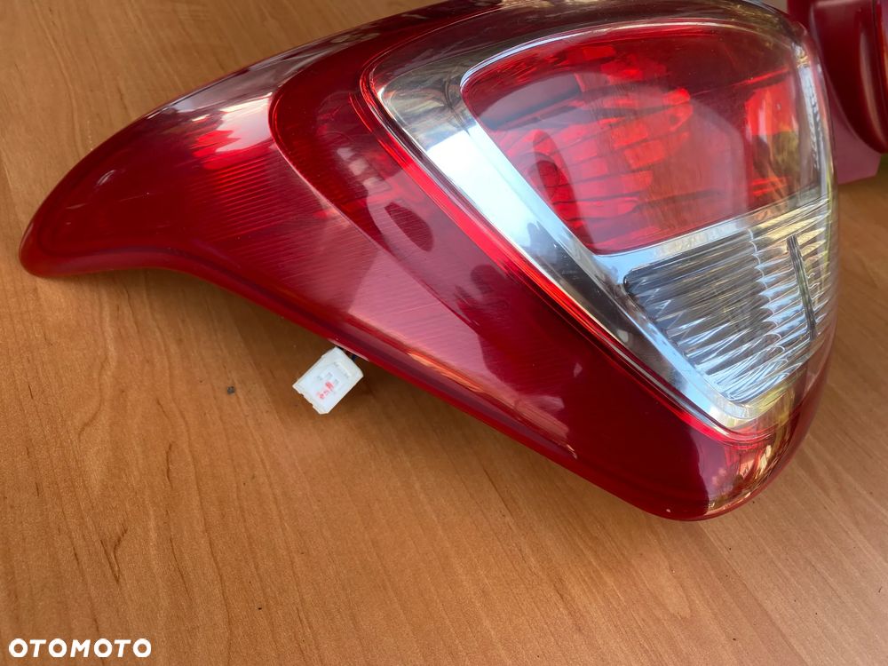 LAMPA TYŁ TYLNA PRAWA LUB LEWA HYUNDAI I10 II - 5