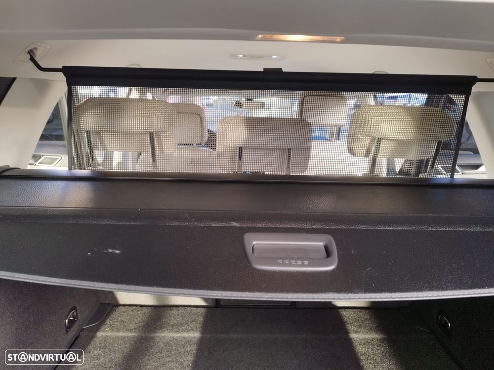 VW Passat Variant 1.6 TDI Highline - 15