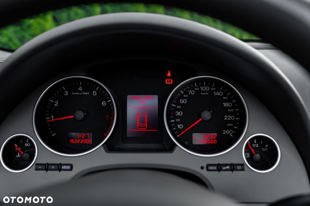 Audi A4 Cabrio 1.8 T - 23