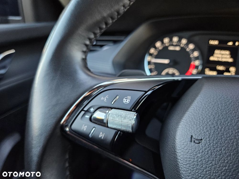 Skoda Octavia 2.0 TDI SCR Ambition DSG - 11