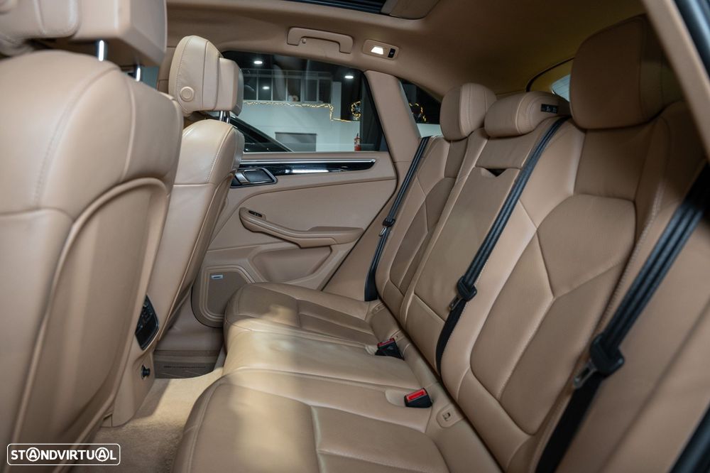 Porsche Macan S - 27