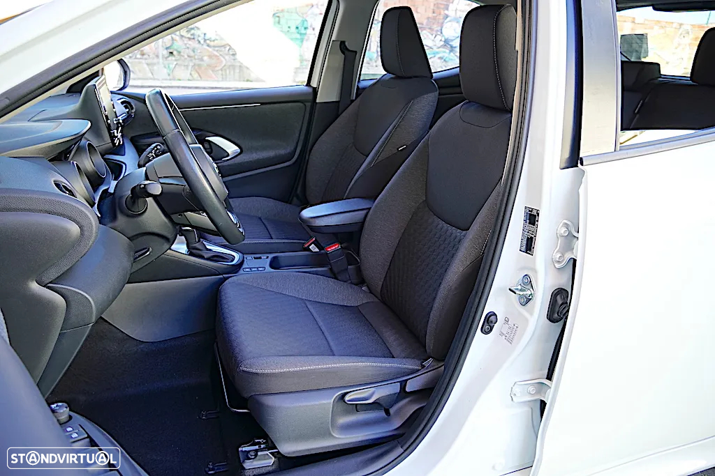 Toyota Yaris 1.5 HDF Exclusive - 17
