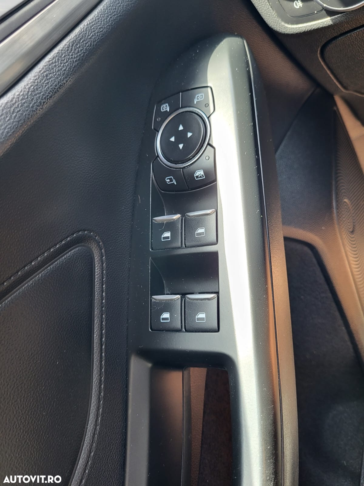 Ford Focus 1.0 EcoBoost MHEV Titanium - 17