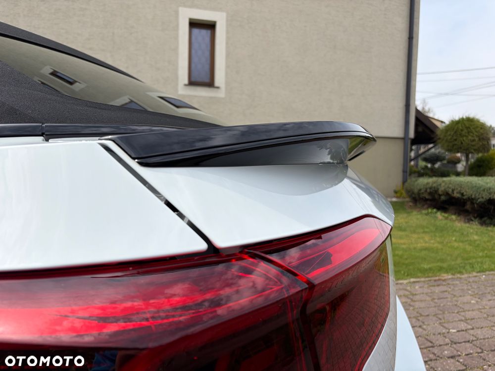 Volkswagen T-Roc 1.5 TSI R-Line DSG - 39