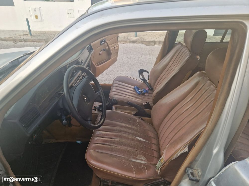 Mercedes-Benz A 190 - 8