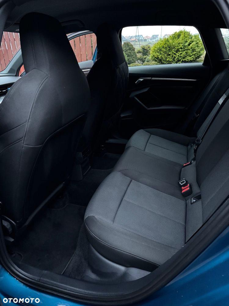 Audi A3 Sportback 35 TFSI S tronic - 16