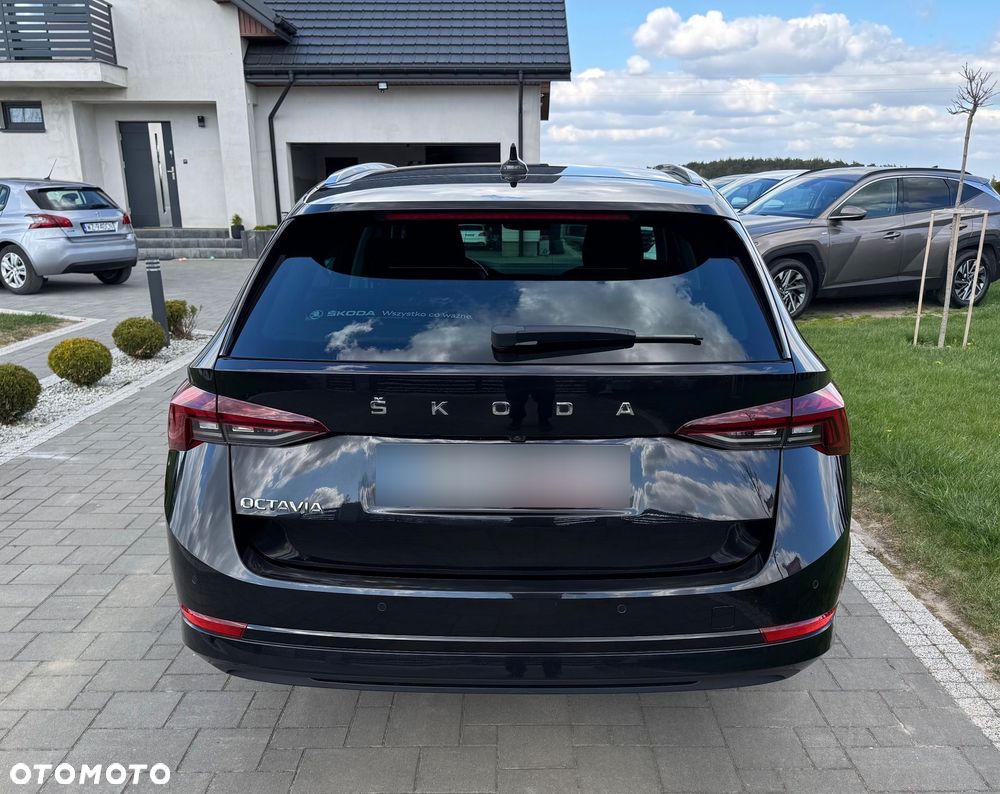 Skoda Octavia 2.0 TDI SCR Style DSG - 8