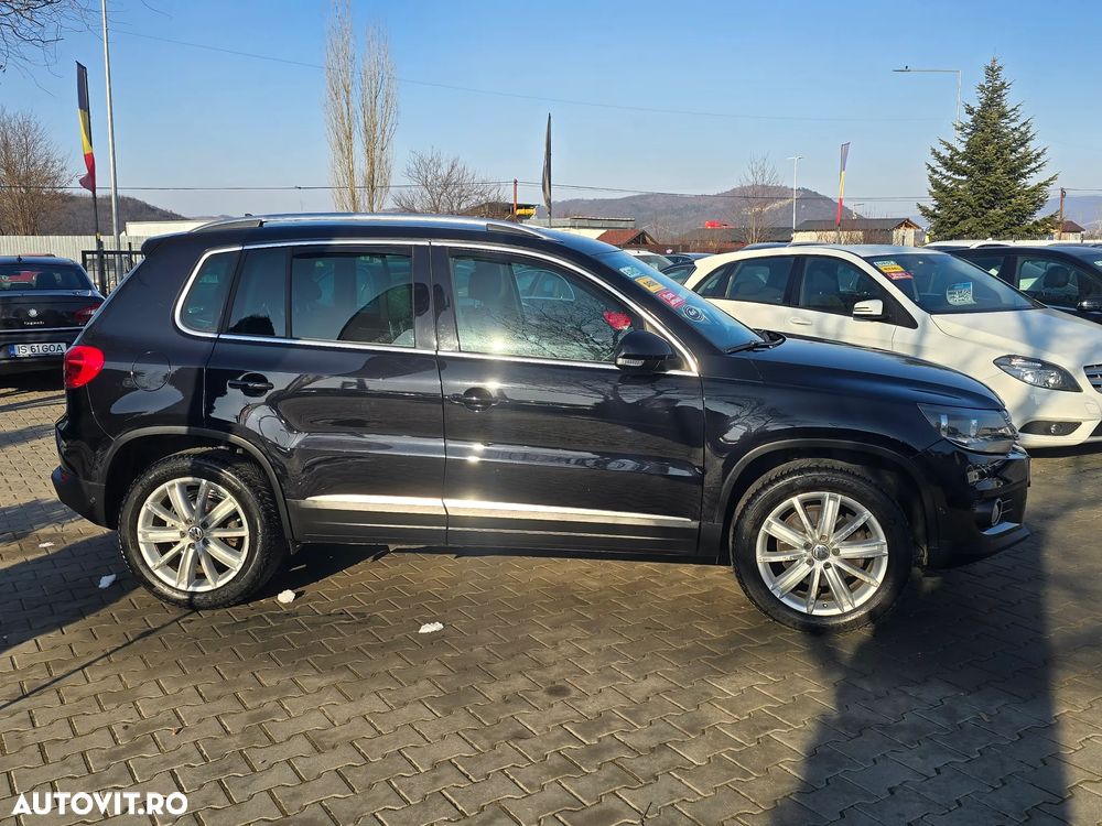 Volkswagen Tiguan 2.0 TDI SCR 4MOTION BlueMotion Technology DSG Exclusive - 5