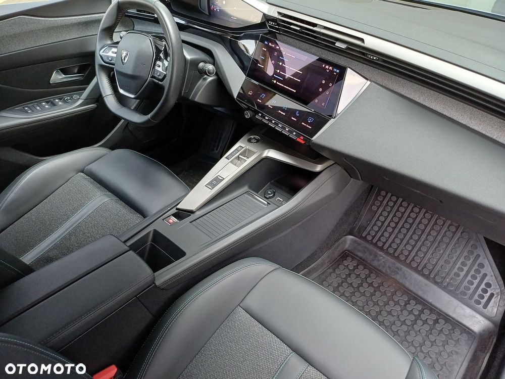 Peugeot 308 - 13