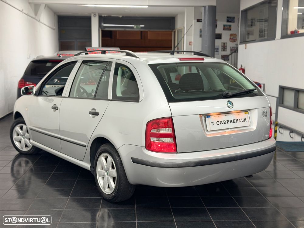 Skoda Fabia Break 1.4 16V Sport - 5