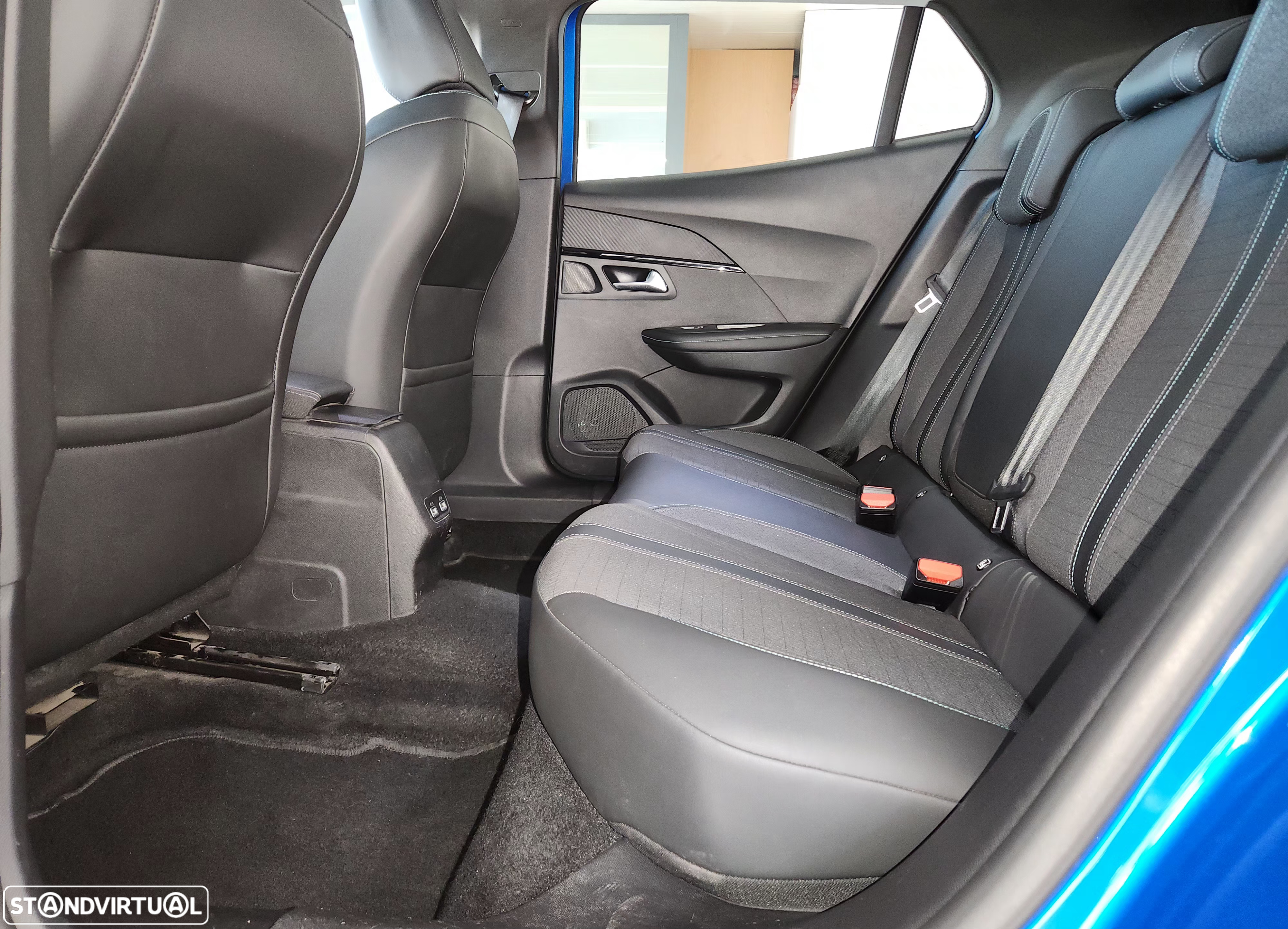 Peugeot 2008 1.5 BlueHDi Allure - 51