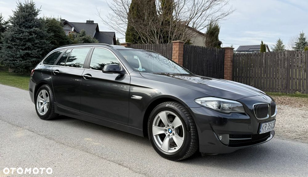 BMW Seria 5 520d Modern Line - 1