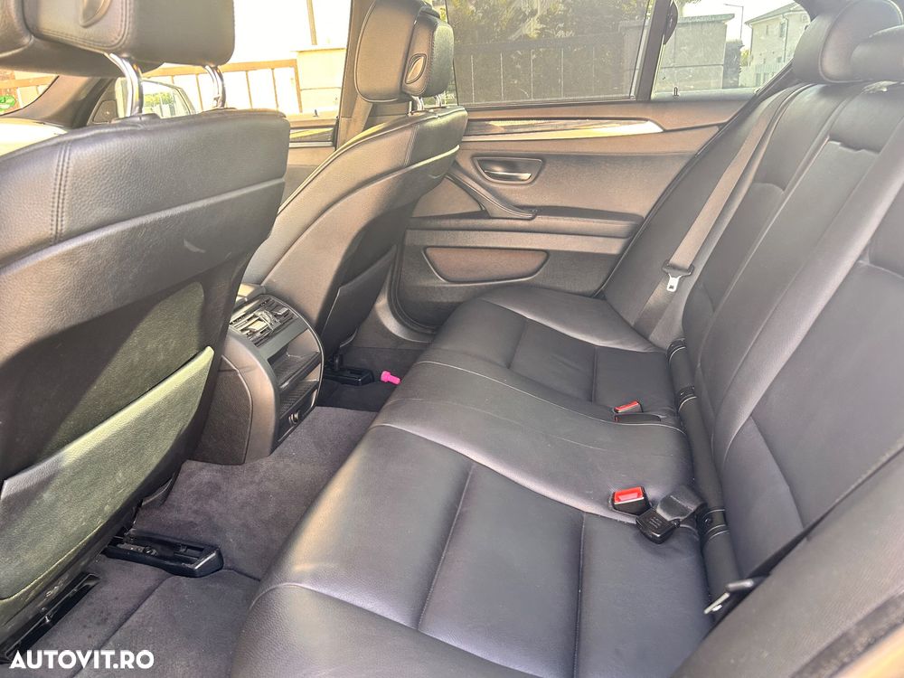 BMW Seria 5 530d Aut. - 9