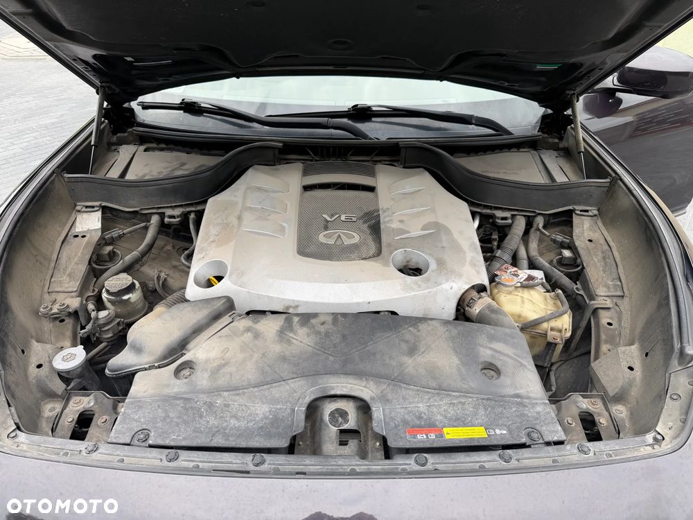Infiniti QX70 3.0d S - 22