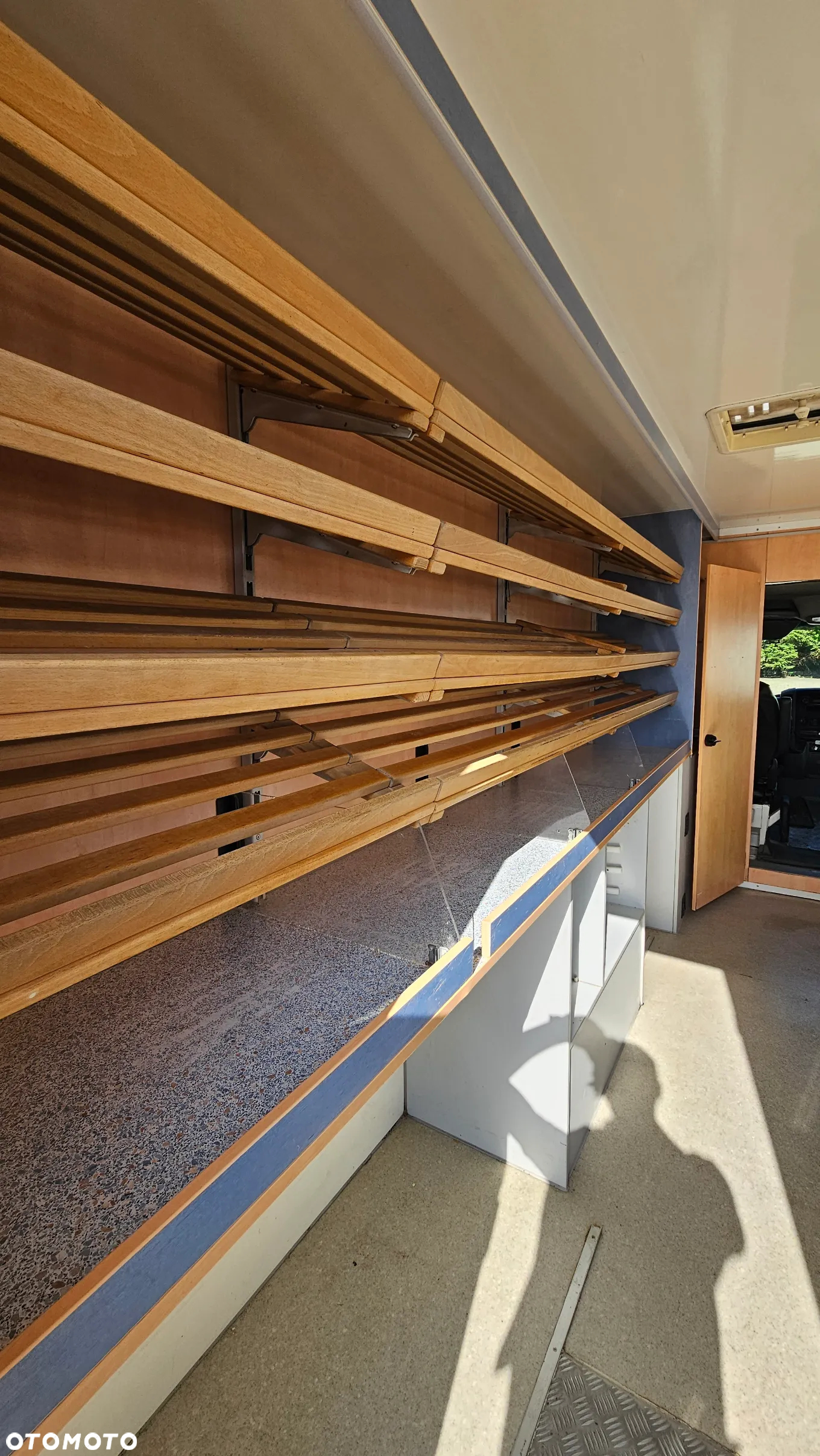 Mercedes-Benz Sprinter - 5