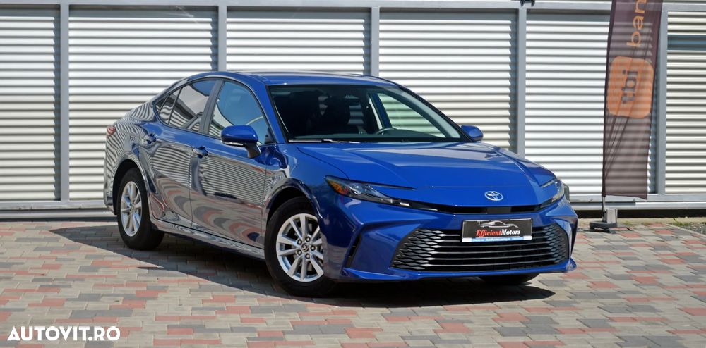 Toyota Camry Business Edition - 11