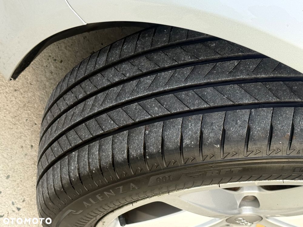 Audi A6 2010 photo 5