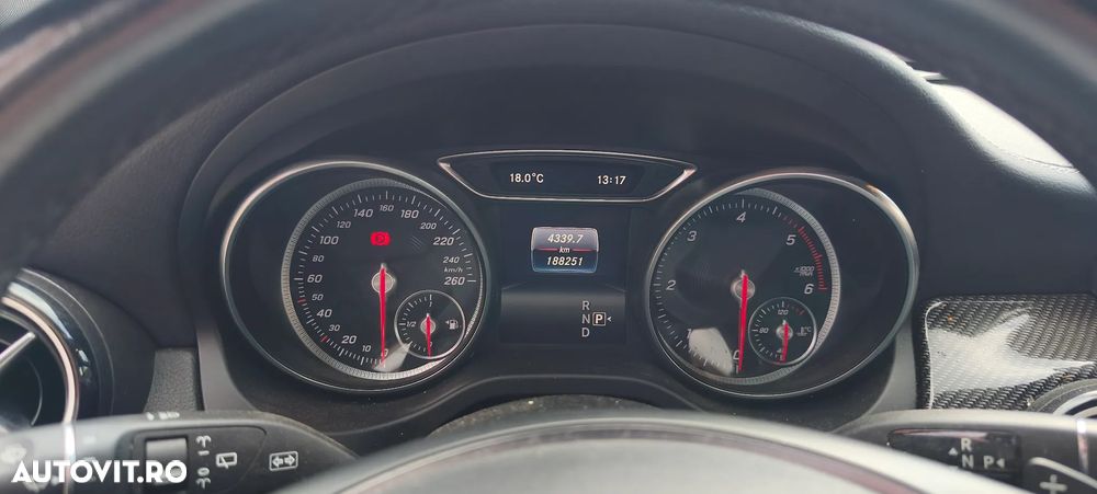 Mercedes-Benz CLA 200 d 7G-DCT - 12