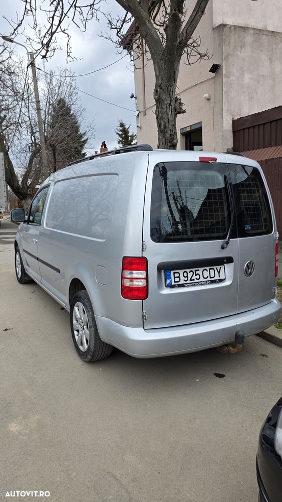 Volkswagen Caddy Maxi 1.6 TDI DSG - 4