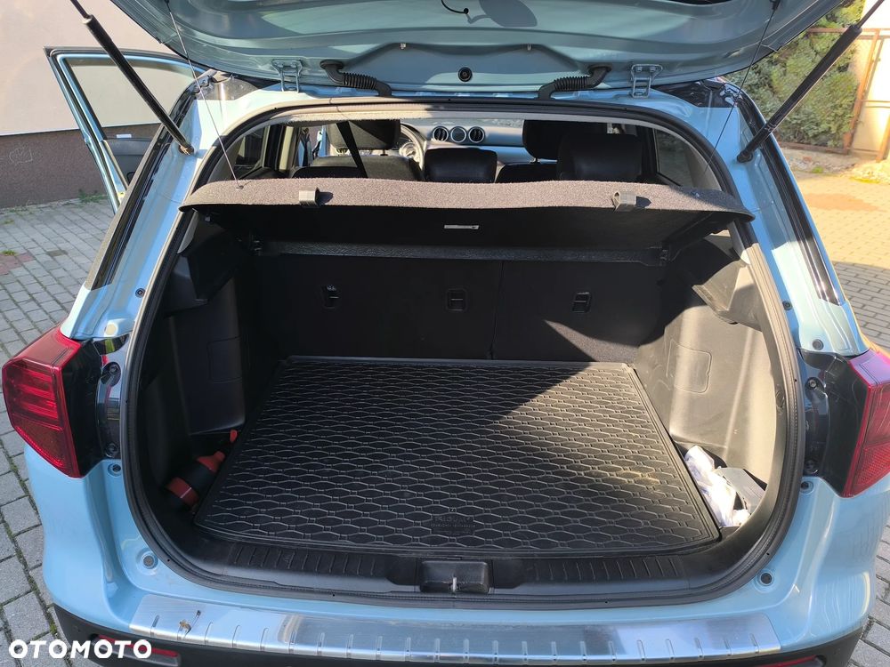 Suzuki Vitara 1.4 Boosterjet SHVS Premium 2WD - 11