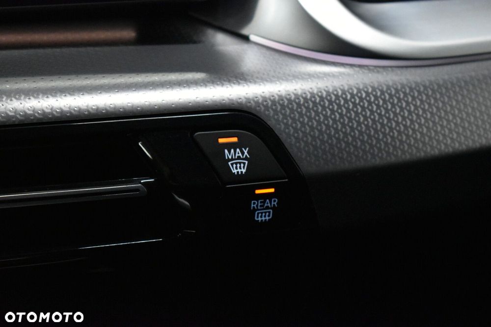 BMW X1 - 21