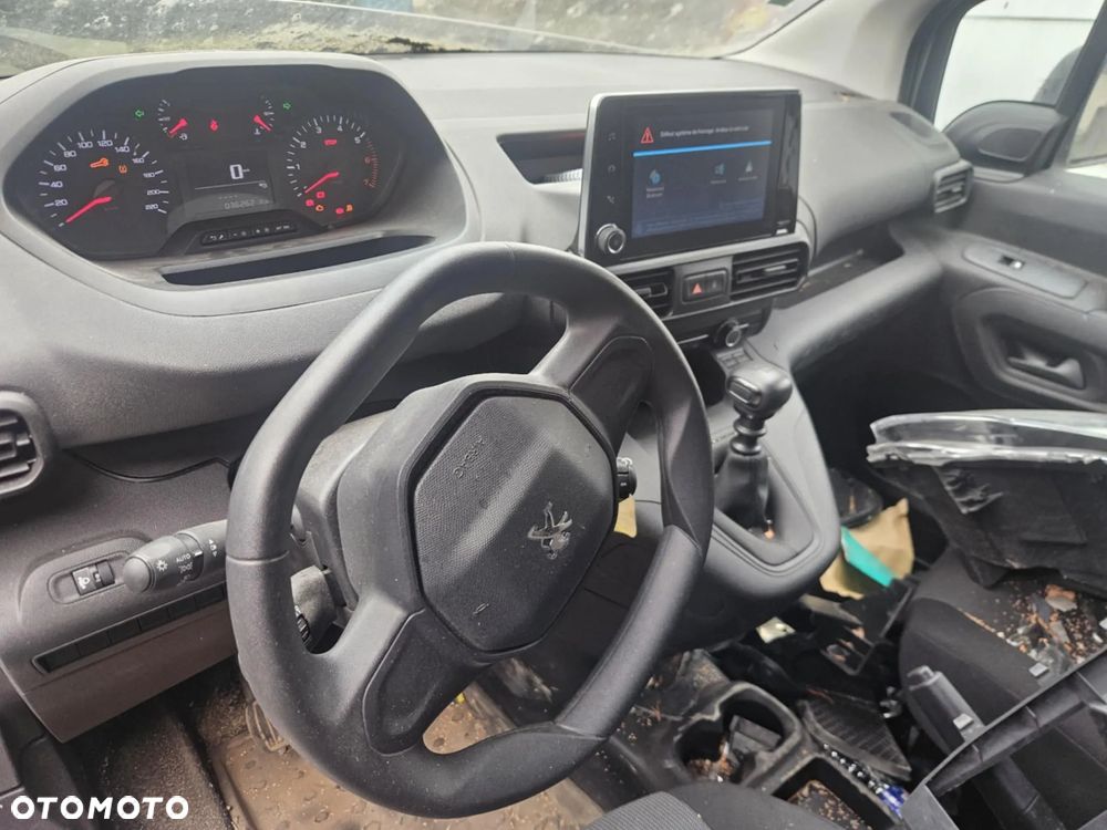 Peugeot PARTNER 1.5 diesel  BERLINGO - 6