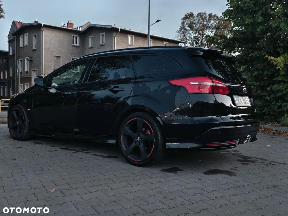 Ford Focus - 13
