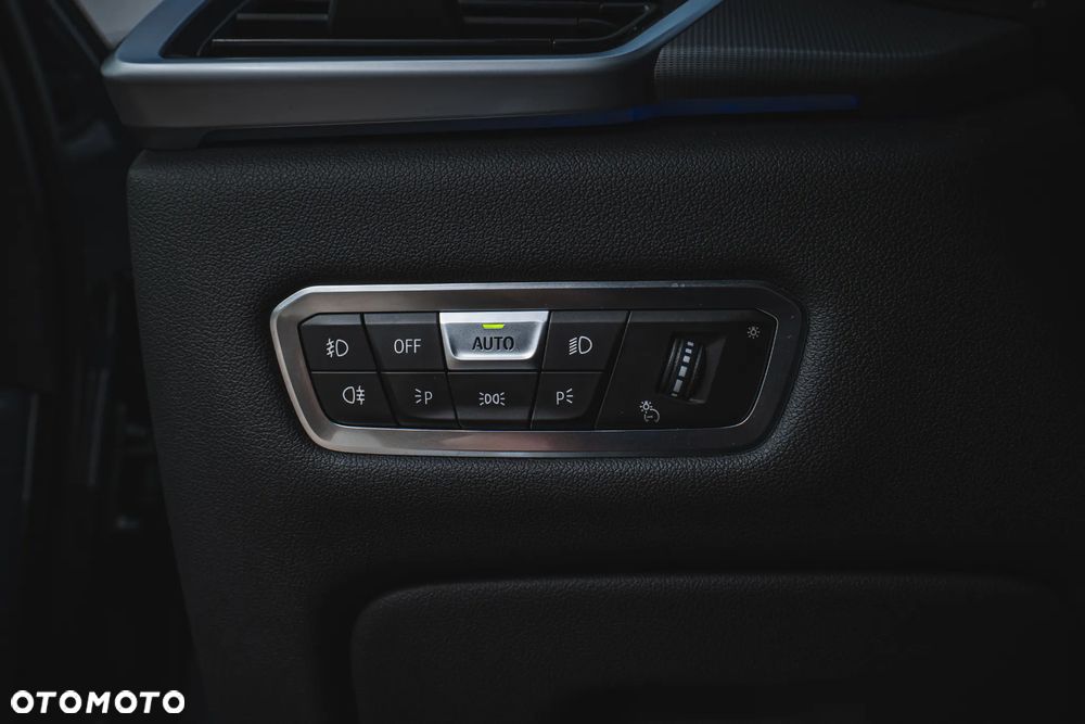 BMW X5 xDrive25d - 34