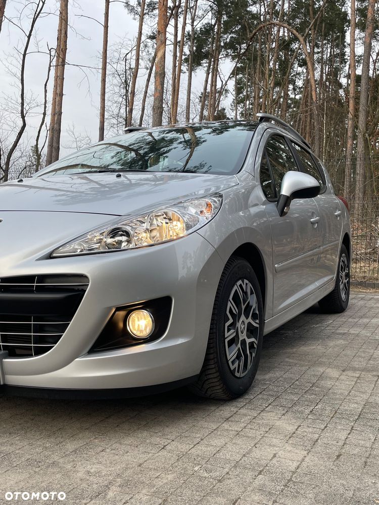 Peugeot 207 95 VTi Premium - 11