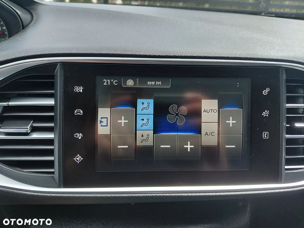 Peugeot 308 BlueHDi 150 Stop & Start Business-Line - 32