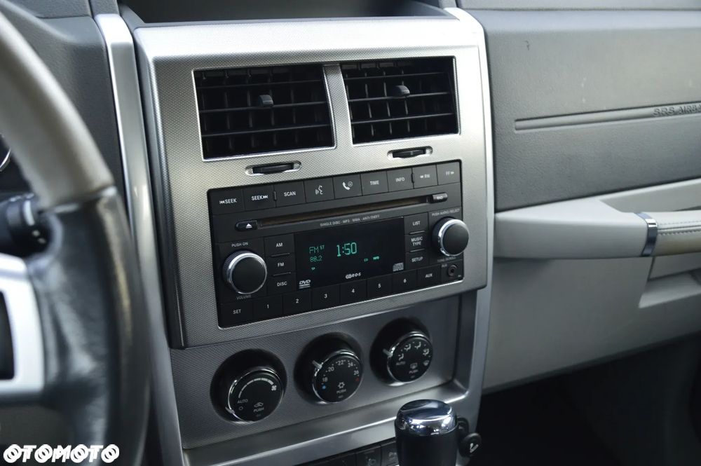 Jeep Cherokee 3.7 Limited - 13