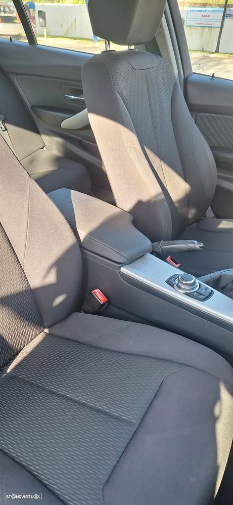 BMW 316 i Luxury Line - 6