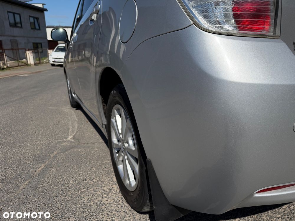 Toyota Verso 1.8 5-Sitzer Comfort - 9