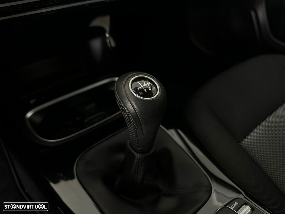 Mercedes-Benz A 180 d Style Plus - 19