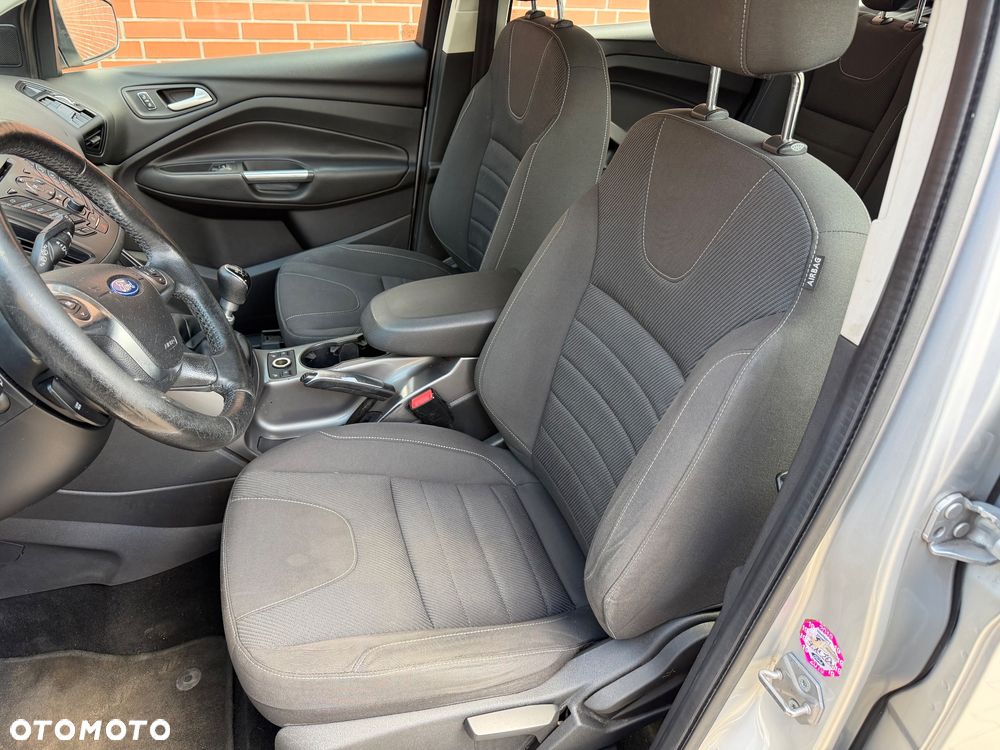 Ford Kuga 1.6 EcoBoost 2x4 Trend - 9